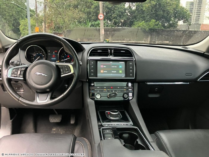 Jaguar F PACE PRESTIGE 2017/2018